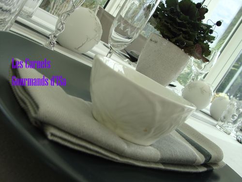 table Romance1