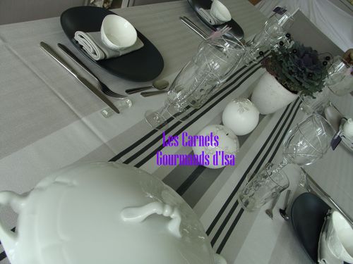 table Romance12