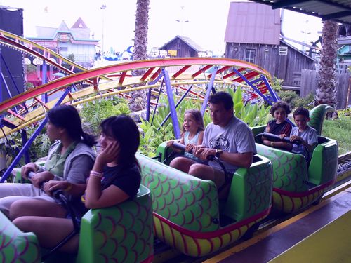 Lucas Benoit sur manege tournant