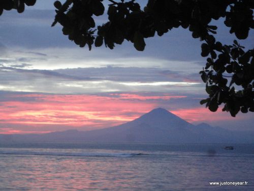Lombok,Sunset à Sengigi,vue sur Bali, Indonésie,-copie-5