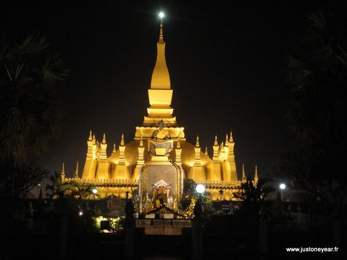 That Luang, Vientiane,Février 2013 (2)