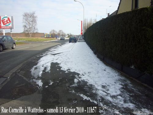 2010-02-15 Rue-Corneille neige et voiture 13-02-2010