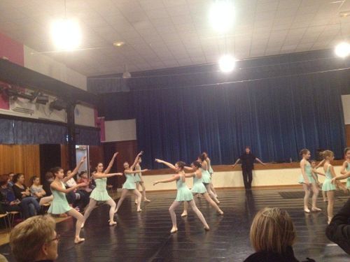 !cid D2197823-597E-4EB2-ADF4-FDB6C87DEFE3@home danse