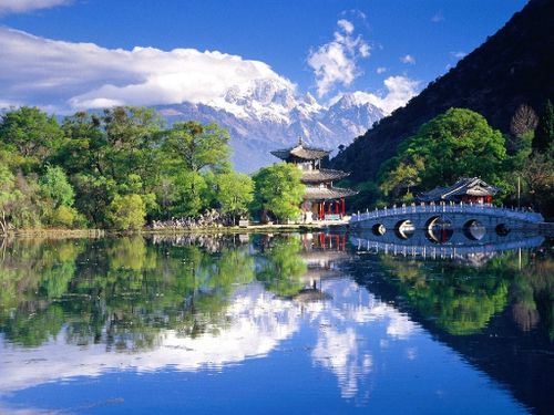 lac-dragon-noir-yunnan