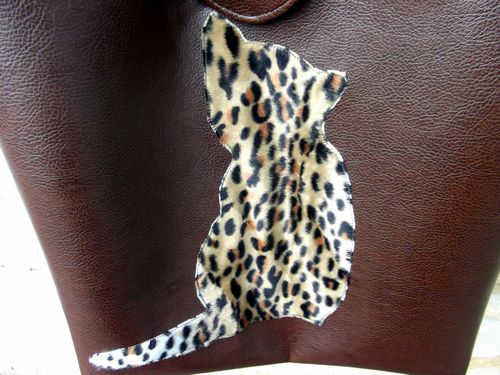 Sac faux cuir avec appliqué chat