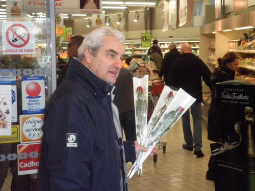 2010 - fevr -Opération Quanta - vente de roses3 019