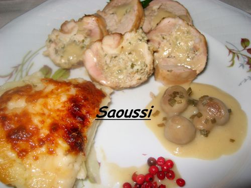 Roulé de poulet farci aux champignons