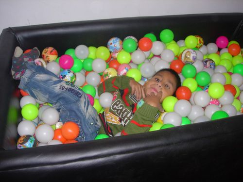 Ball-pool.JPG