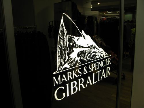 IMG 1739Marks & Spencer 07-01