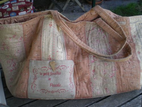 etuis--pochettes-et-sacs-024.JPG