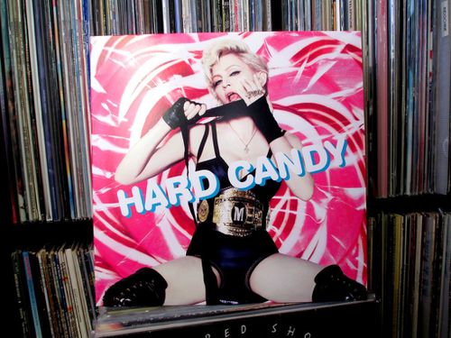 MADONNA--Hard-Candy-33trs.JPG