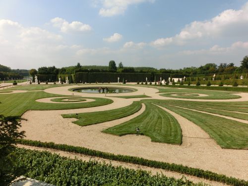Versailles 129