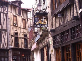 2010-Limoges-les -maisons-anciennes-traditionnelle-rue de-l