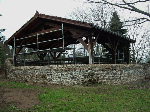 Restauration d'un lavoir communal square chantelauve