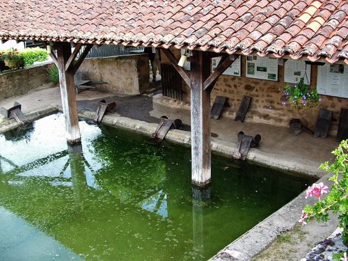 Montrol-senart-le-lavoir-autrefois