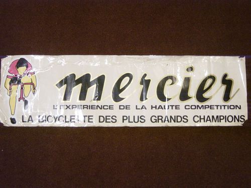 pub-Mercier.jpg