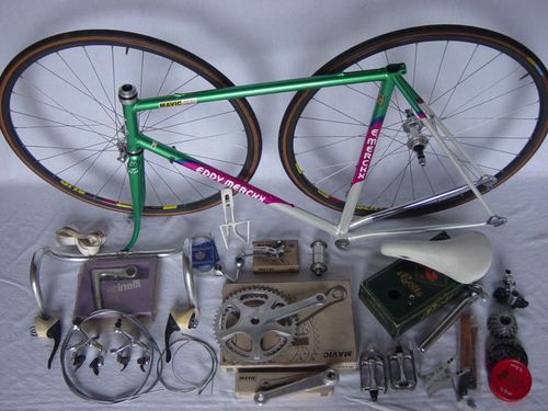 velo-Merckx-en-pieces-3.jpg