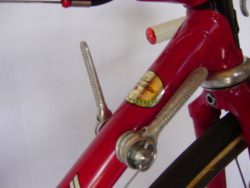 R-leviers-new.jpg
