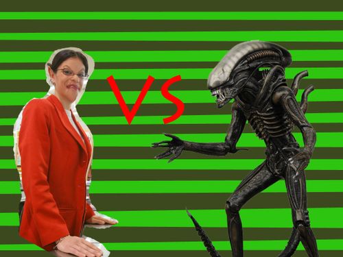 ALIENVSCAISSIERE.jpg