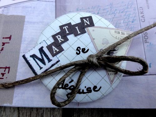 scrapbuttons-melucraft-album-martin-se-deguise--800x600-.jpg