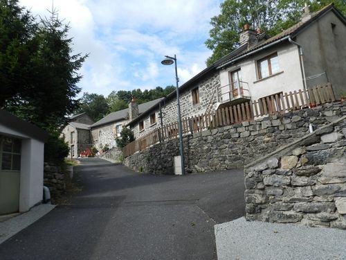 st-front1.jpg