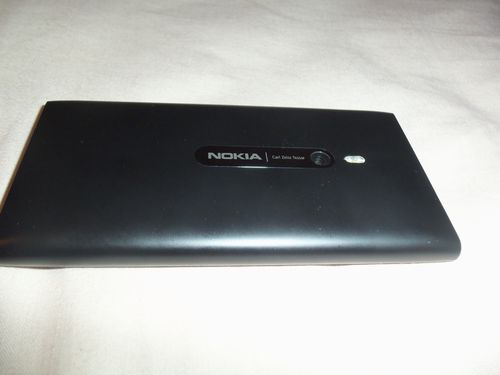 Nokia_Lumia_800--3-.JPG