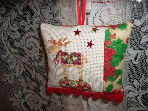 coussin-noel-3f.jpg