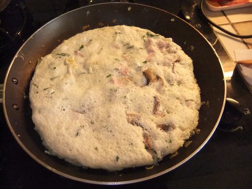 omelette-souffle-champignons---jambon-3.jpg