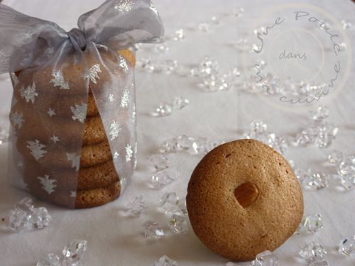 macarons-aux-amandes.jpg