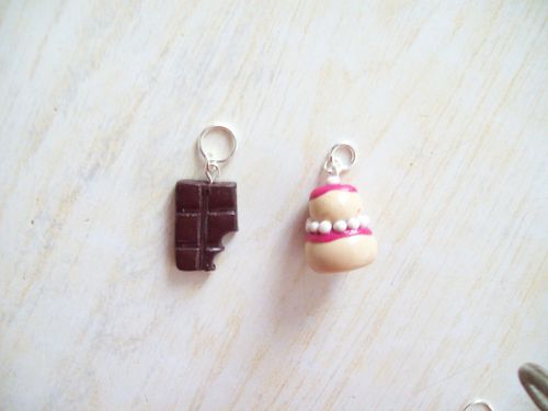 pendentif-chocolat-et-religieuse.JPG