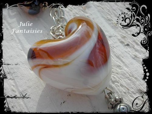 C-80-sautoir-perles-murano-ambre-et-blanc--3-.jpg
