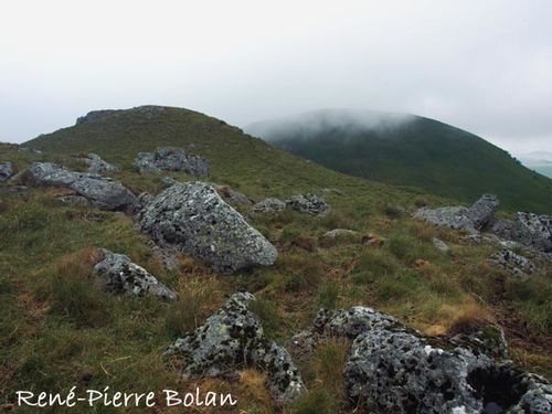 puy-a-la-chaine-puy-de-l-ouire-P7240146.jpg