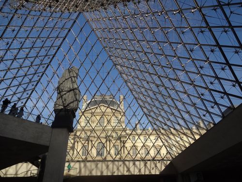 louvre.JPG