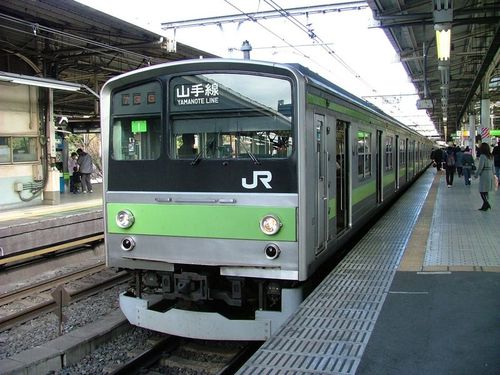 Canalblog_Yamanote_Train01.jpg