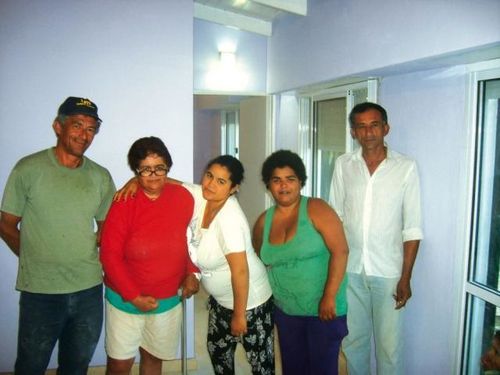 elsa-rodriguez-e-hijas-casa-nueva-b.preview.jpg
