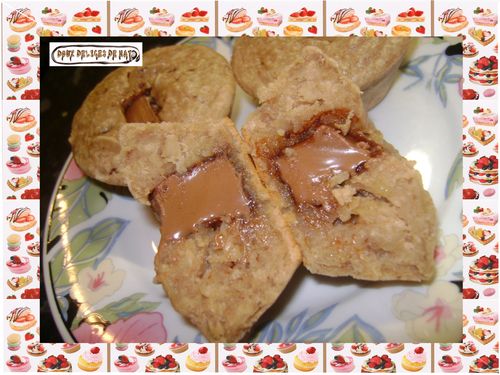 Moelleux-aux-2-chocolats-au-coeur-fondant-de-praline Moelleux-aux-2-chocolats-au-coeur-fondant-de-praline--1-.JPG
