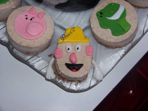 Gateaux individuels personnages Toy Story7