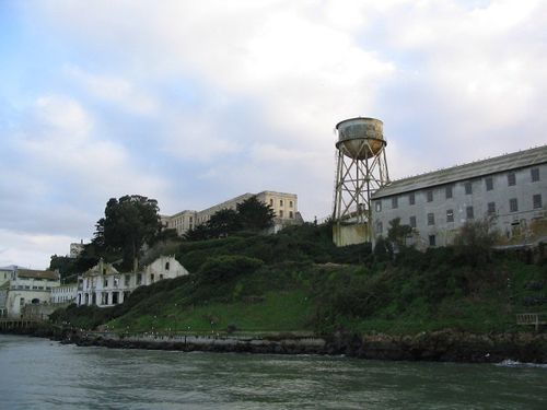 alcatraz2.jpg