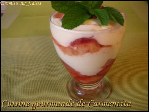 DSCN7867-border Tiramisu aux fraises 3