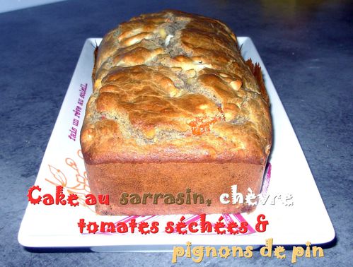 Cake sarrasin, chèvre, tomates, pignons2