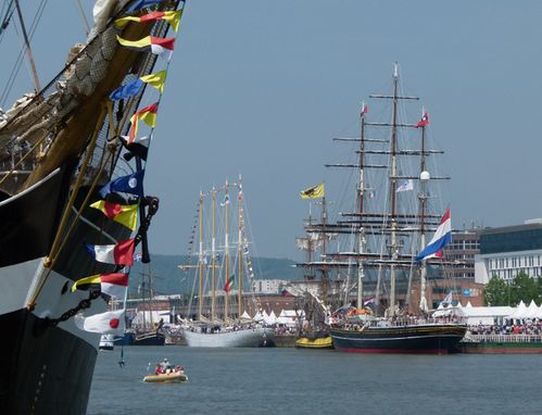 1710-armada.jpg