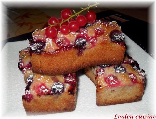 petits-cakes-aux-fruits-rouges.jpg