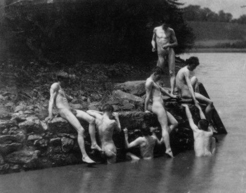 Thomas eakins students swimming nude