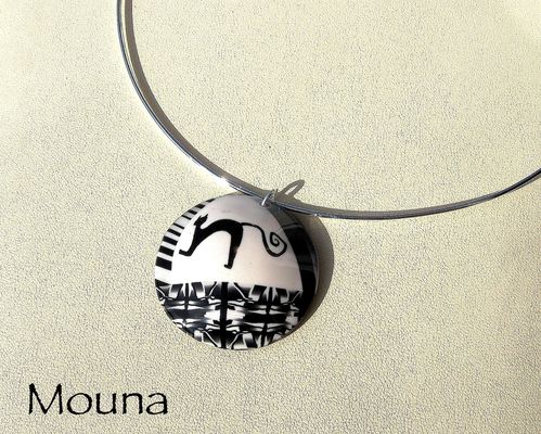 Pendentif Chat alors 5 DISPONIBLE. 20 euros.