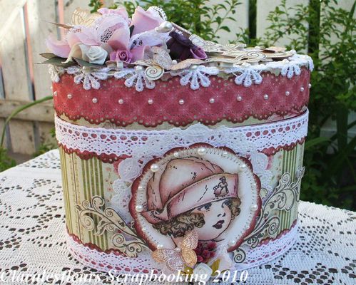 Claralesfleurs-BoîteShabbyAnnivMaman2010.A