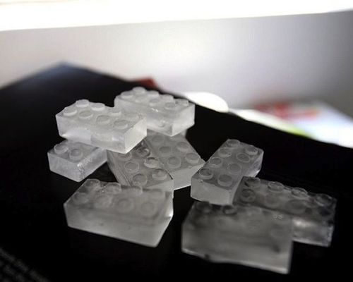 Lego-Ice-Cubes.jpg