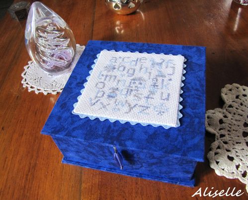 Boite-bleue--02-2010.jpg