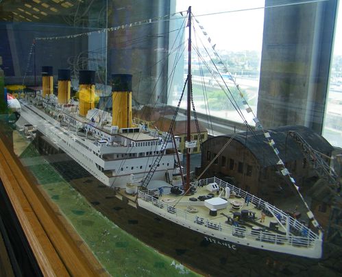 010 Titanic Memorial, Cherbourg