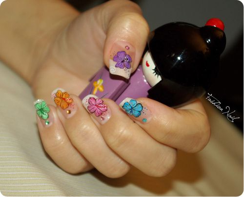 NailArt-FleursColorees-3