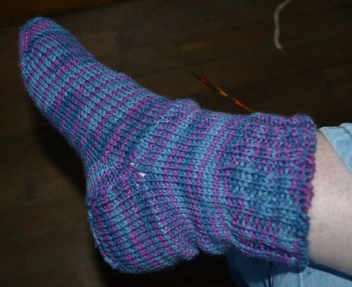 http://img.over-blog.com/500x408/5/05/53/58/tricot/chaussette-n-1--2-.JPG
